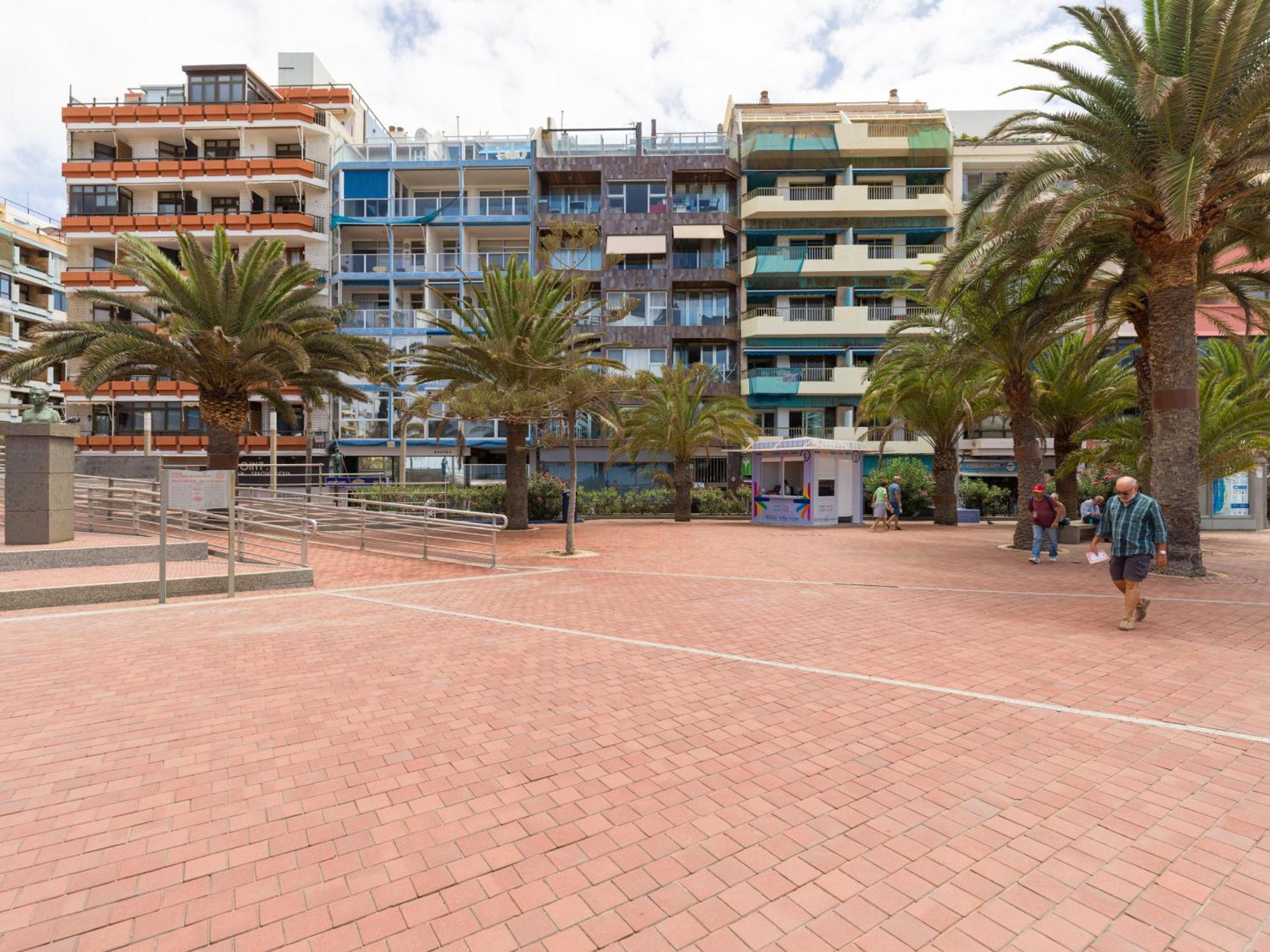Great Balcony Over Blue Sea By Canariasgetaway Las Palmas de Gran Canaria Extérieur photo